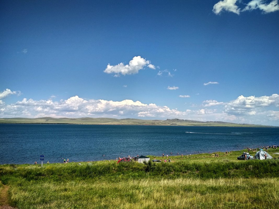 Отдых на озере шира. Озеро Шира Хакасия. Оз Шира Хакасия. Абакан озеро Шира. Озеро Шира Красноярский край.